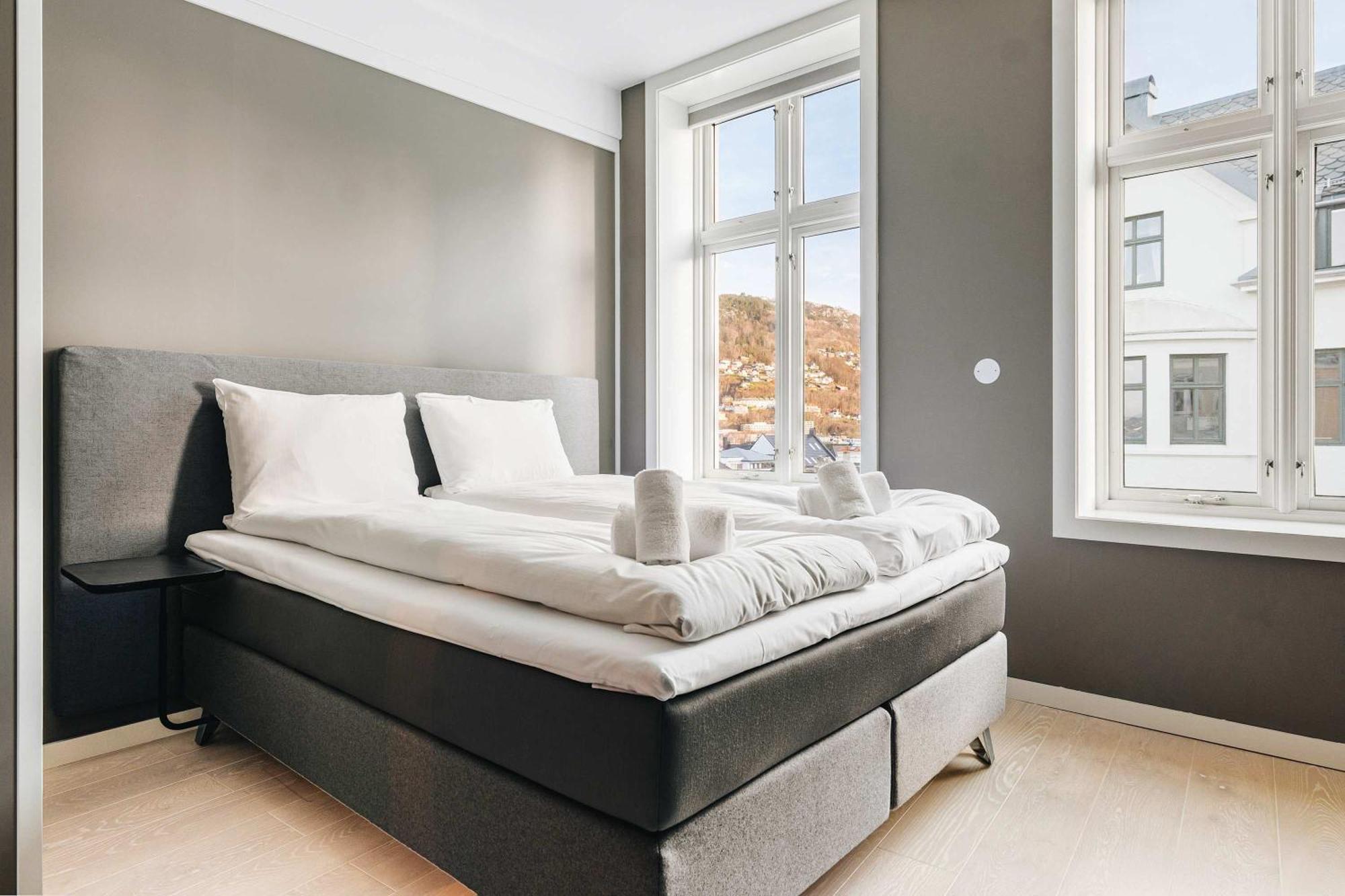 Dinbnb L Luxury Penthouse L Roof Terrace L Leilighet *