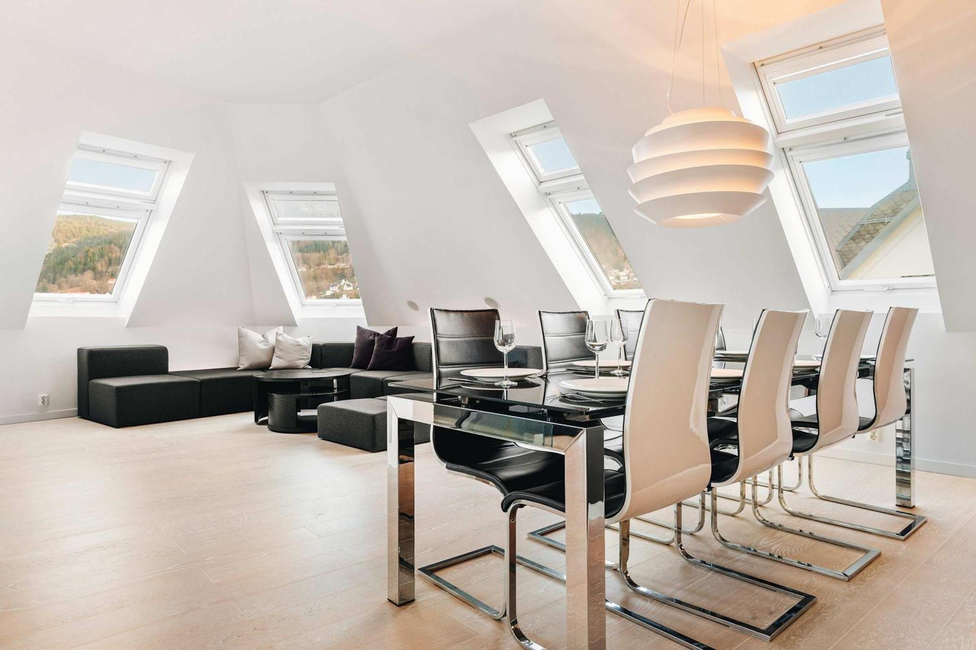 Dinbnb L Luxury Penthouse L Roof Terrace L Leilighet *