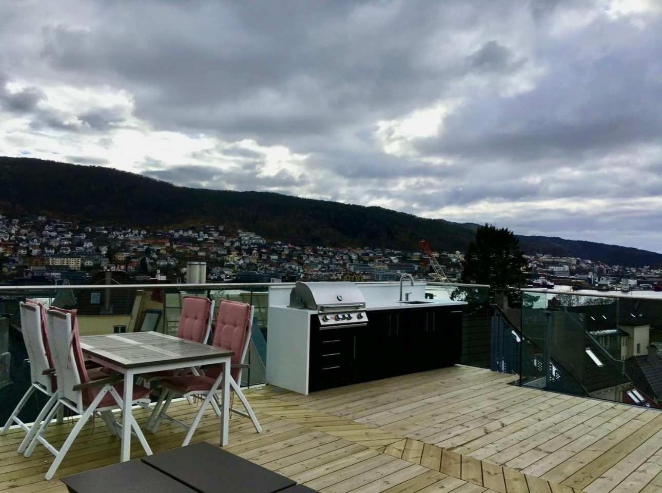 Dinbnb L Luxury Penthouse L Roof Terrace L Bergen